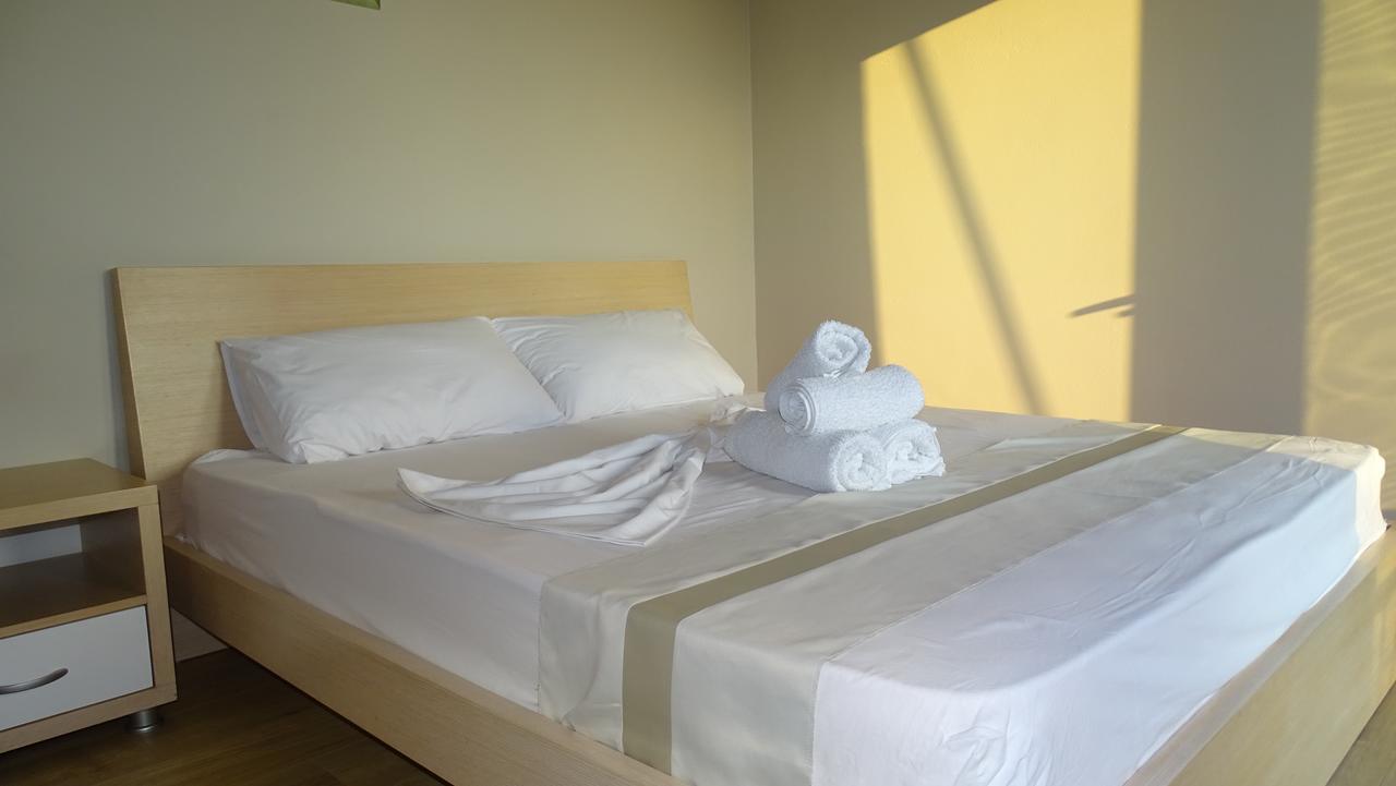 Denta 4* Radhimë